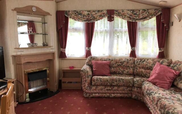60 Glenfinart Caravan Park