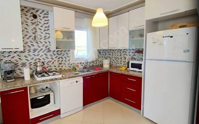 Family Friend Villa Pool BBQ 3b 1 Alacati Cesme