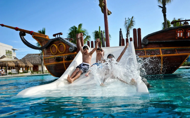 Family Concierge at Paradisus Esmeralda - All Inclusive