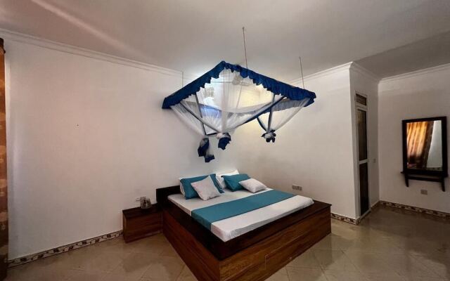 Balungi Bungalows And Restaurent