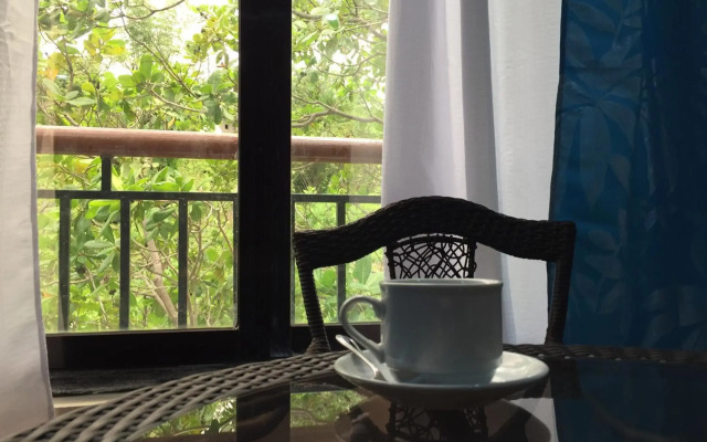Skylodge Resort