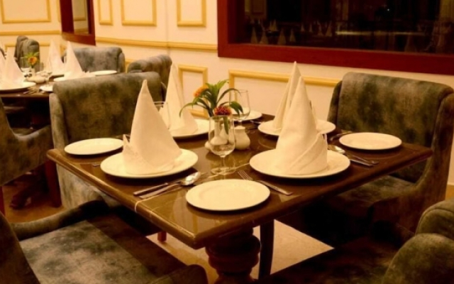 Royal Chandela