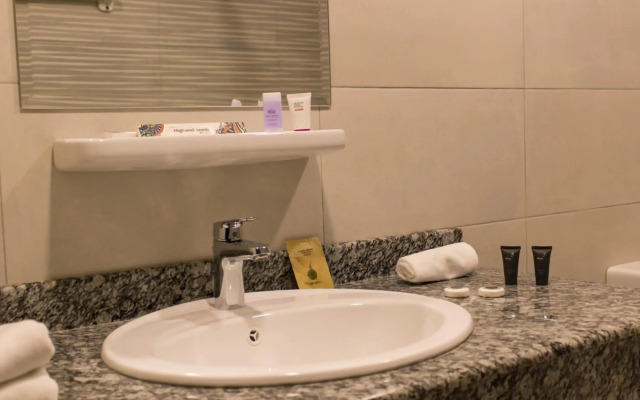 Parkside Plaza Hotel - Muscat