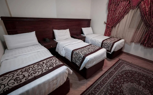 Qasr Alazizia Hotel