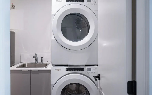 The Grizzly Basin by Revelstoke Vacation