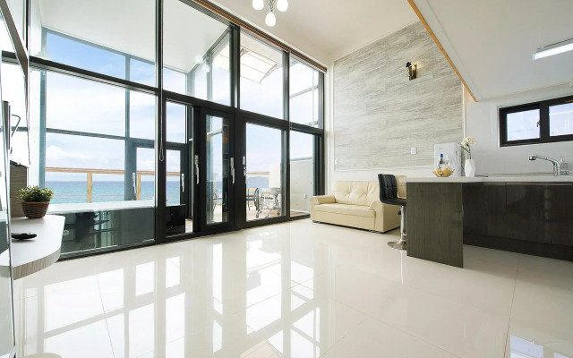 Goseong Romiet Pension