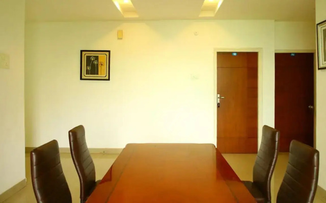 OYO 12459 SilverKey Gachibowli