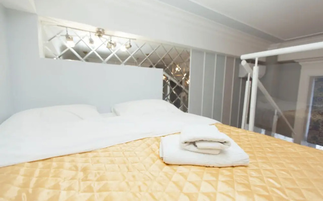 Kvart Apartment Dobryninskaya with sauna