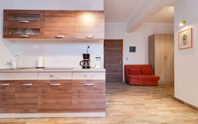 Ermou Fashion Suites by Living-Space