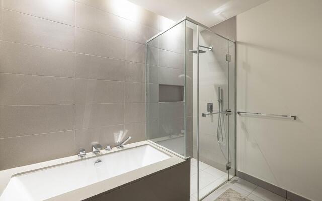 405 Building 1 City Walk