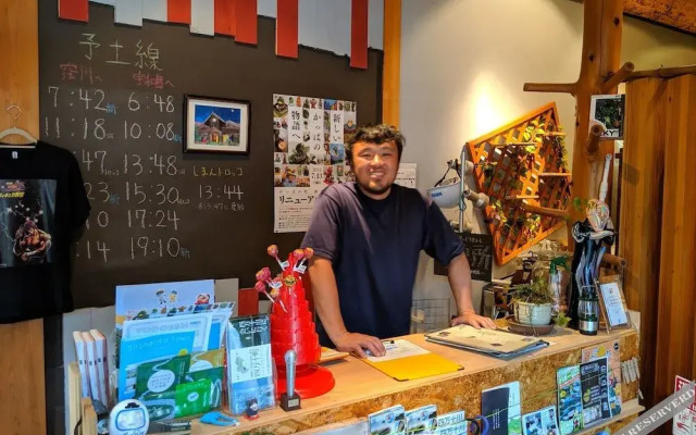 Ekimae House Samaru Hostel