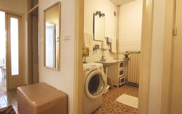 Prokonzul 2BR apartment in old town