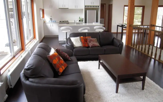 Focus Furano Management Service