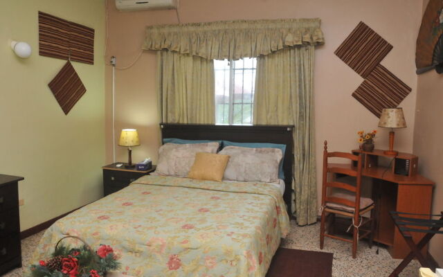 Moko's Bed & Breakfast