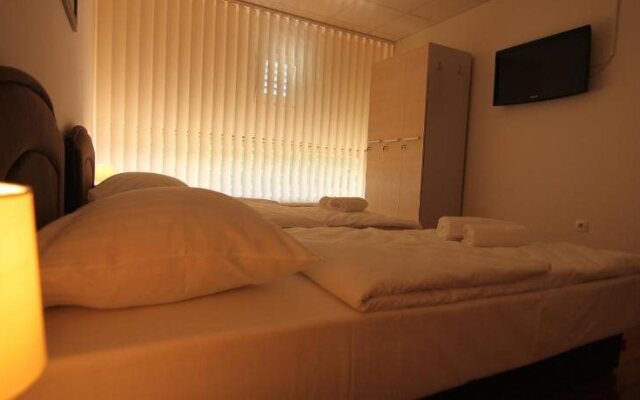 Rooms XXL