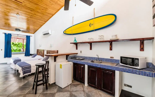 Witch's Rock Surf Camp Beachfront HOTEL