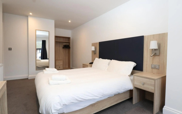 Russell Hotel