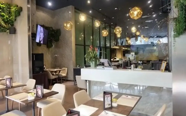 V Residence Serviced Apartment