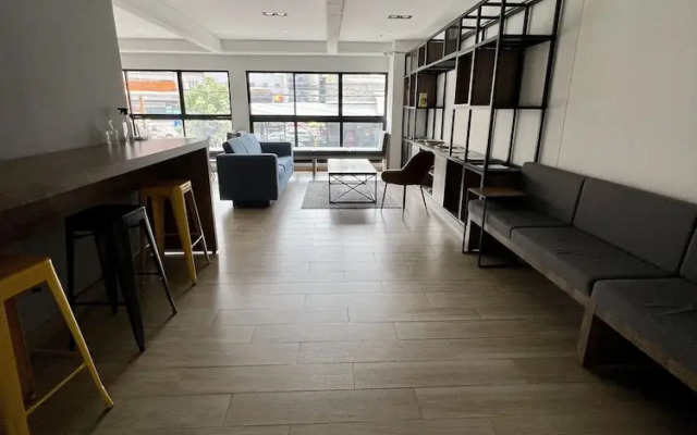 Beautiful Loft With View of Los Cerros Capitalinos