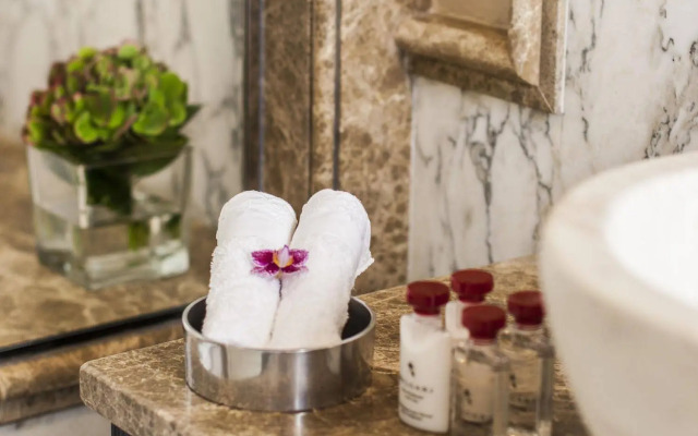 Grand Amore Hotel and Spa