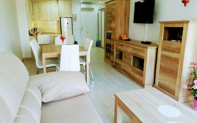 Wifi Luxury Modern Apartment