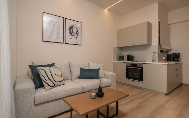 Io Suites
