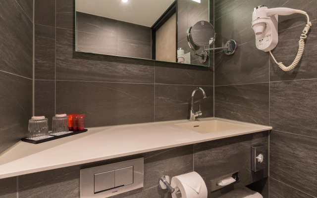 Leonardo Hotel Groningen Stadspark