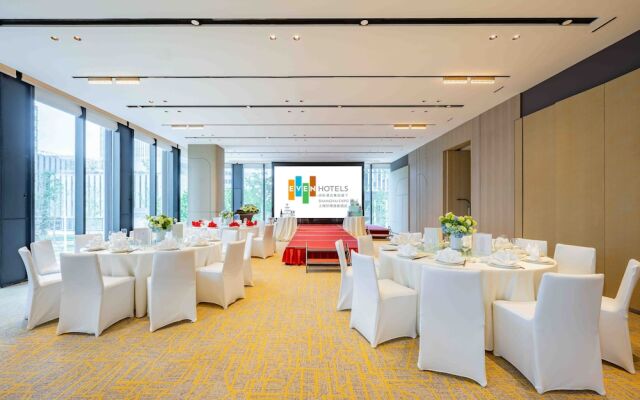 EVEN Hotel Shanghai Expo by IHG