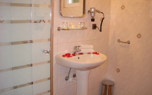Rezidence Fami De Luxe Design