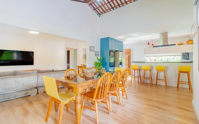 GB77 Ótima Casa 5 Quartos com Piscina e Churrasqueira - Guarajuba