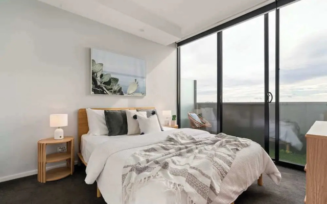 City Meets The Sea Melbourne Penthouse – Guest Rooms – Melbourne