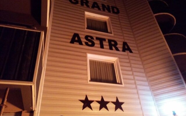 Grand Astra Hotel