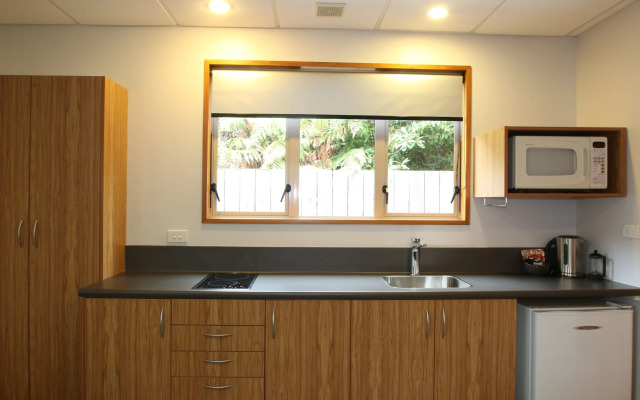 Amross Motel