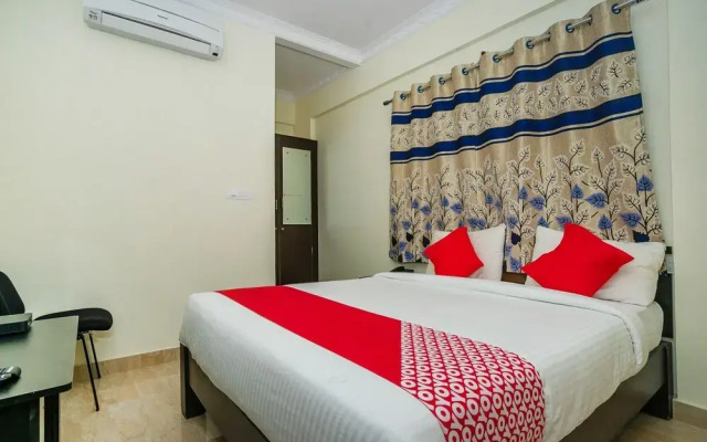 Oyo 28119 Omkar Global Inn