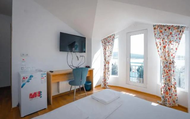 Laguna Beach Club Hotel