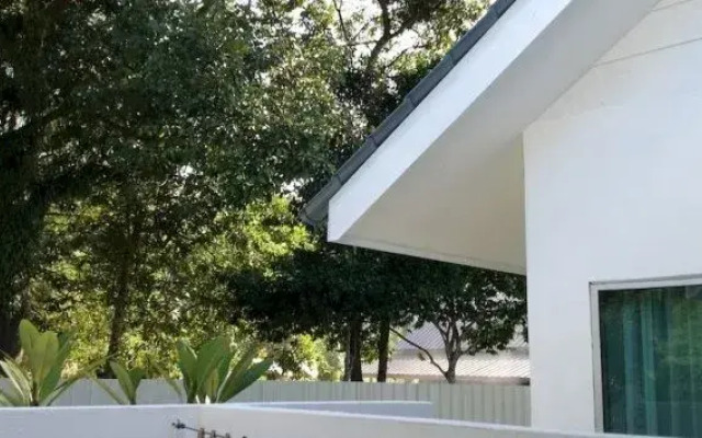 The Courtyard Villa
