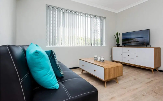 Contemporary 1BR Apartment - Near the City