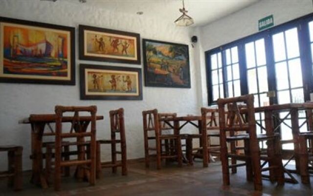 El Escudero Lodge