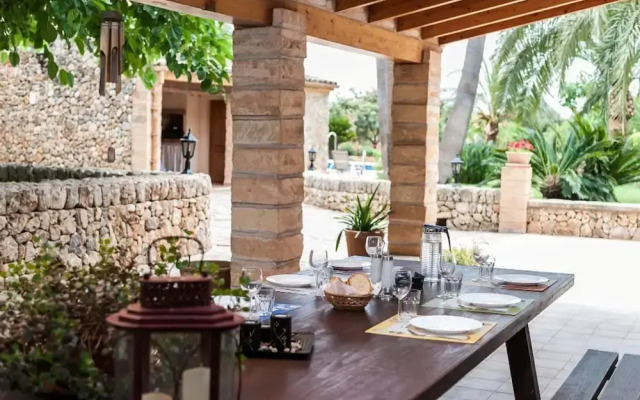 Can Rovey in Inca With 4 Bedrooms and 4 Bathrooms