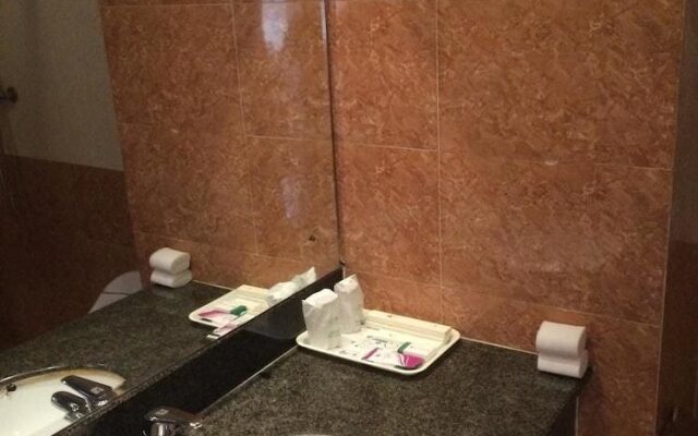 Liaoning Guoda Hotel