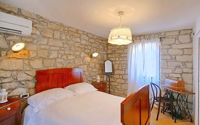 Beautiful Villa in Dracevac With Swimming Pool