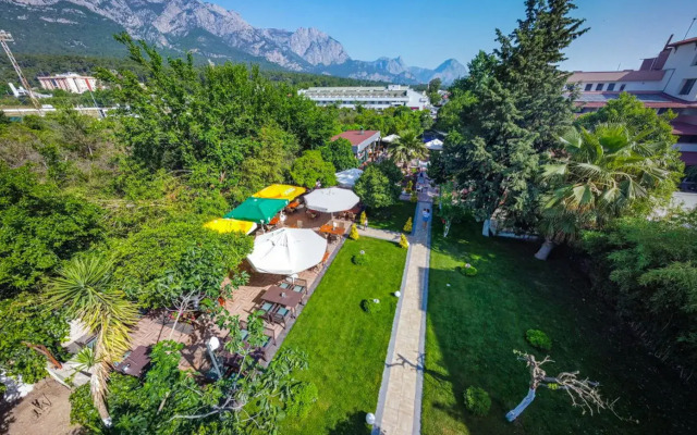 Отель Rose Resort