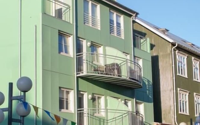 Saga Apartments