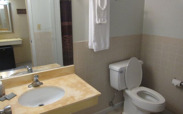 Country Club Condo Hotel