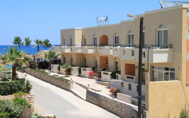 Panos Beach Hotel