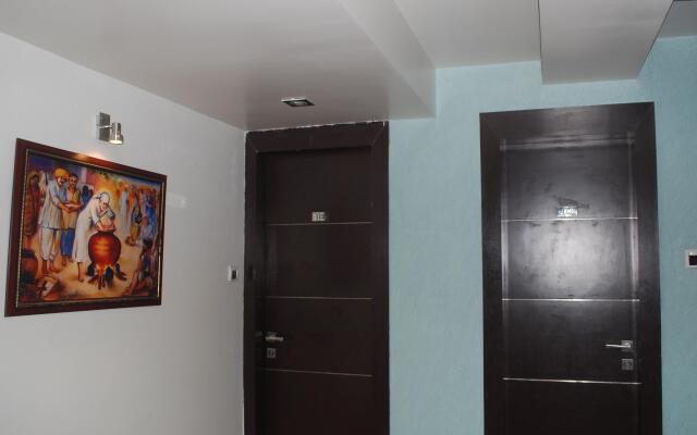 Anand Palace