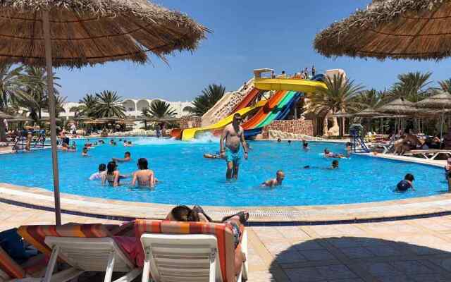 BAYA BEACH Aquapark