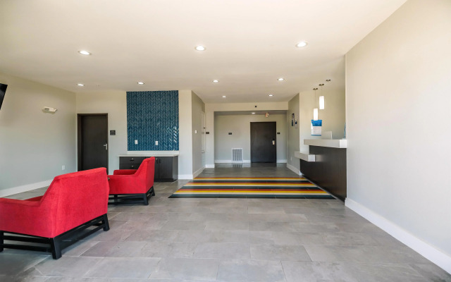 Studio 6 – Giddings, Tx