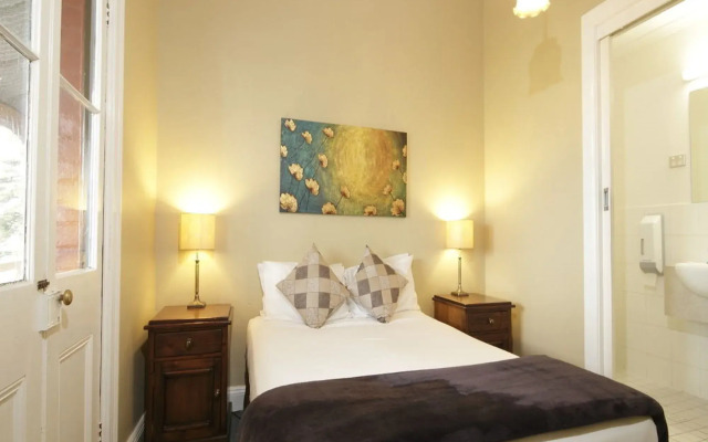 Anchorage Seafront Hotel