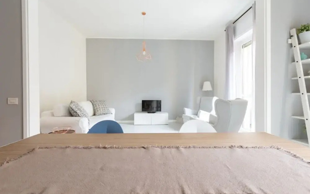 Porta Volta Bright and Roomy Flat